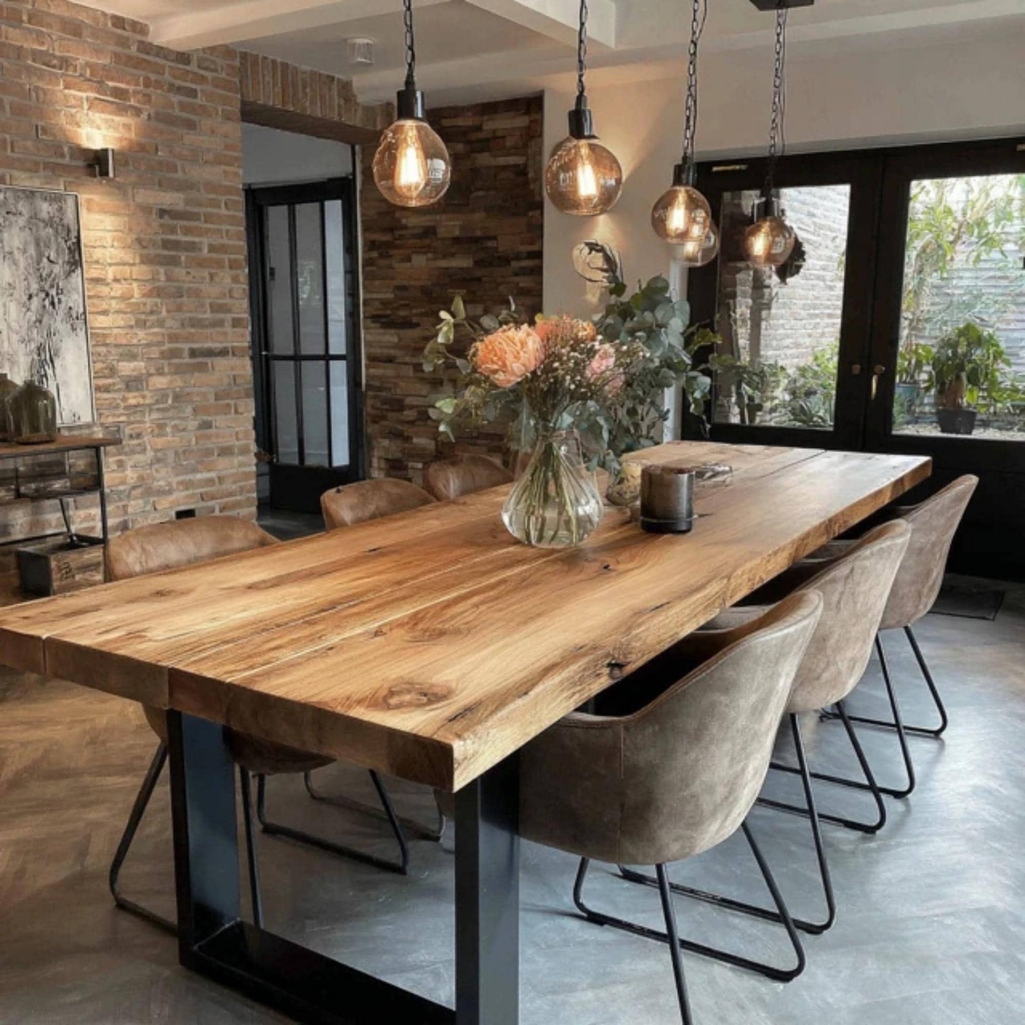 ウォールナット ダイニングテーブル 自然なエッジ仕上げ ウォールナット ダイニングテーブル 自然なエッジ仕上げ