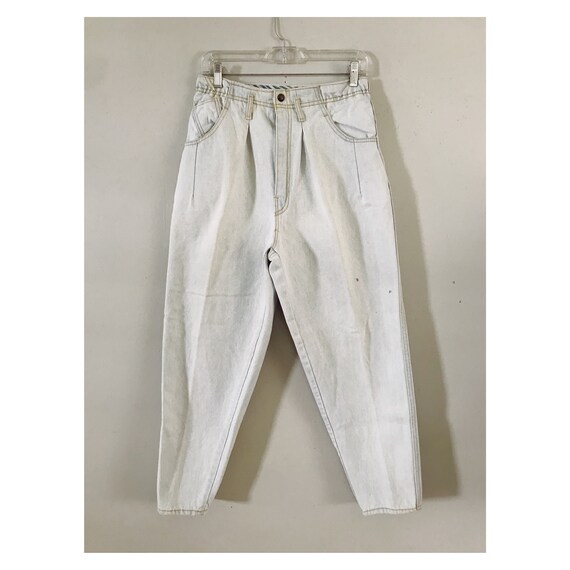 International News Lightwash Denim 28x25