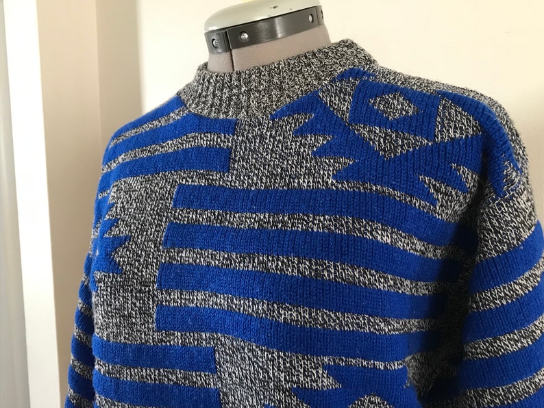Cuddle Knits 80's Sz M Gray and Blue Aztec Geometric Knit Sweater afbeelding 3