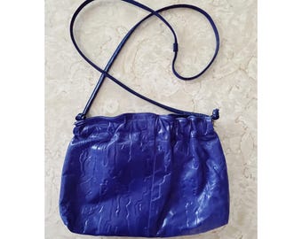 VTG 80s Embossed Blue Leather Crossbody Purse