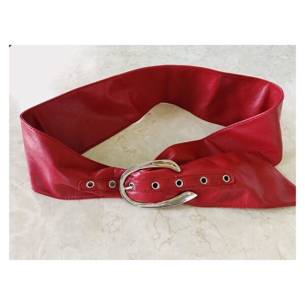 Wide Red Pleather Big Buckle Disco Belt Sz M-L