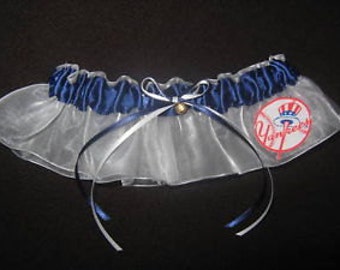 Yankees Wedding Garter - handmade with Yankees fabric