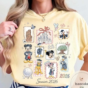 Personalized Mickey & Friends Senior 2026 Shirt, Senior Trip Disney Graduation 2026 Tee, Disney Graduation 2026 Shirt, Disney Grad Squad Tee bild 8