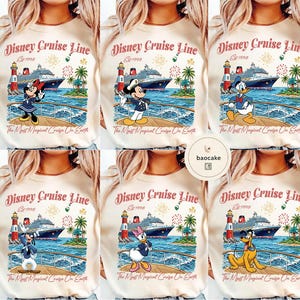 K&ouml;nnte beinhalten: Cremefarbene Sweatshirts mit Disney Cruise Line-Grafiken. Jedes Shirt zeigt einen anderen Disney-Charakter, darunter Mickey, Minnie, Donald, Daisy, Goofy und ein Kreuzfahrtschiff. Der Text lautet "Disney Cruise Line Est. 1998" und "The Most Magical Cruise On Earth."