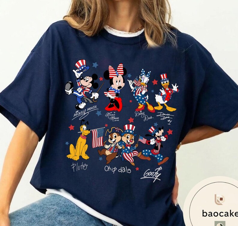 Mickey & Friends 4th Of July T-Shirt Sweatshirt, Disney Vacation Trip Tee, Patriotic Mickey Family Matching Trip 2026 Shirt Gift bild 12