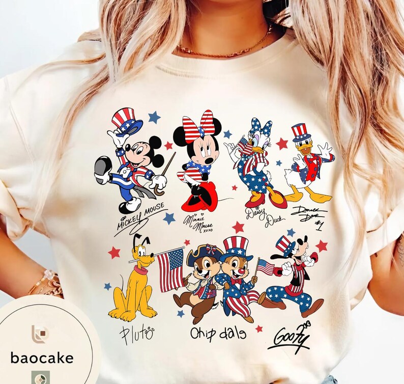 Mickey & Friends 4th Of July T-Shirt Sweatshirt, Disney Vacation Trip Tee, Patriotic Mickey Family Matching Trip 2026 Shirt Gift bild 5
