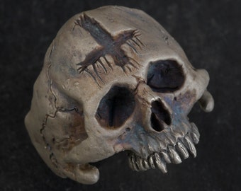 Skull ring, Vampire ring, Vampire and upside down cross,  silver skull ring