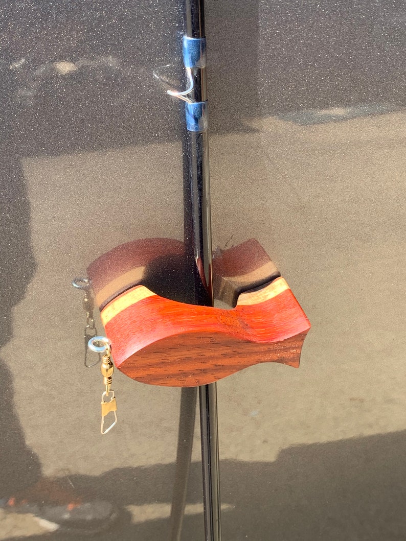 Soporte magnético para caña de pescar con mosca / Regalo para pesca con mosca / Regalo para el Día del Padre / Regalo para pescadores / Cumpleaños / Protector de caña / Accesorio de pesca único imagen 4