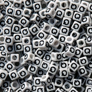Letter-Q, 7x7mm Cube Alphabet Beads Brite White with Glossy Black Letter Q, 100pc