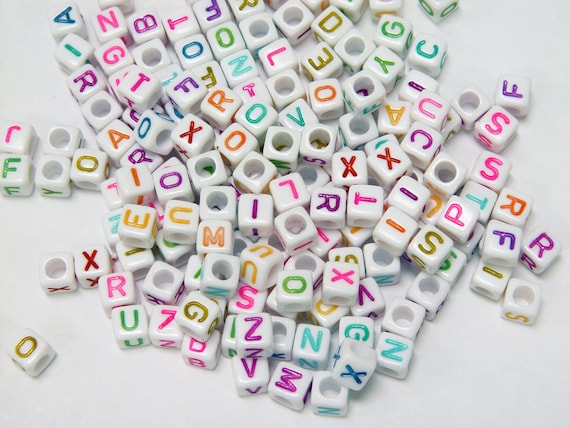 Plastic White Mixed Alphabet Beads, Round 7mm, (Horizontal), 1000 beads