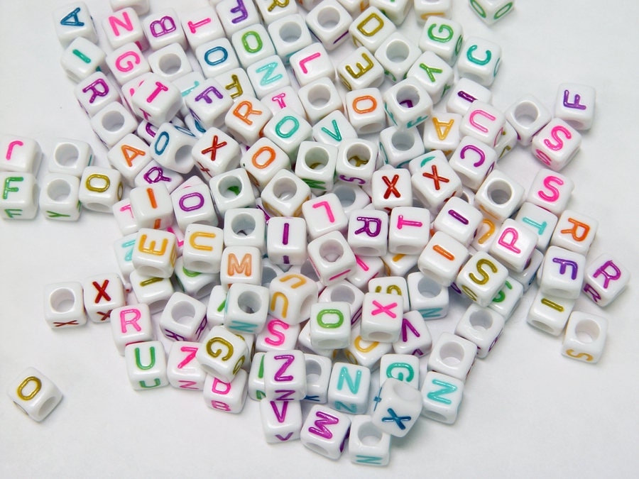 Plastic White Mixed Alphabet Beads, Round 7mm, (Horizontal), 1000