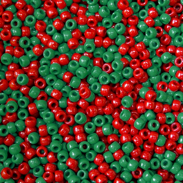 Red & Green Christmas Holiday Colors 9x6mm Pony Beads 500pc  made in USA Jolly Store Crafts