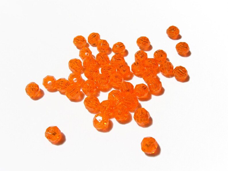 8mm Root Beer Faceted Acrylic Beads 500 piece bag