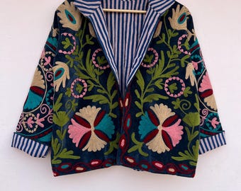 Chaqueta bomber Suzani / Abrigo bohemio reversible hecho a mano / Chaqueta Suzani de terciopelo / Chaqueta de invierno floral / Regalo para ella
