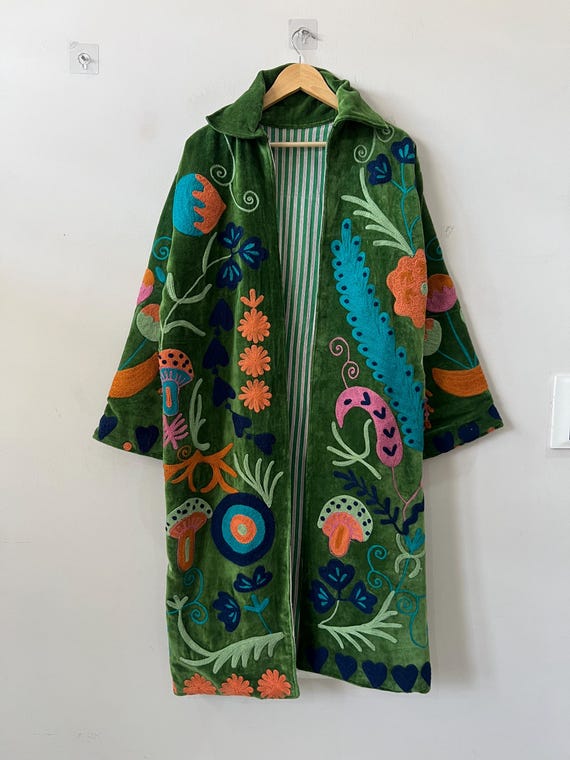 Green Long Velvet Suzani Robe Jacket –Embroidered Boho Coat – Uzbek Textile – Bohemian Kimono Robe – Floral Statement Wear | Luxury Gifts