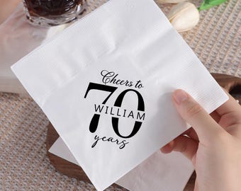 Servilletas de cumpleaños personalizadas, servilletas de cóctel personalizadas, servilletas de fiesta de cumpleaños con nombre, decoraciones para cumpleaños de 30, 40, 50, 60 y 70 años.
