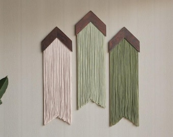 Nordic Boho Arrow Macrame Hangings Green Natural Cotton Tapestry Minimal Rope Tassel Wall Decor for Home Indoor Bedroom Living Modern Pastel