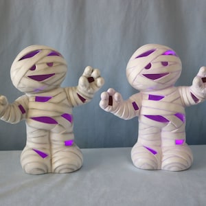 Handbemalte Keramik Mumie mit farbwechselndem Licht; Halloween-Dekoration