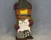 Halloween Love Shack, Ghost Lovers House, Haunted House Ceramic, Ceramic Ghosts, Haunted Tree House, Halloween Decoration, Halloween Gift
