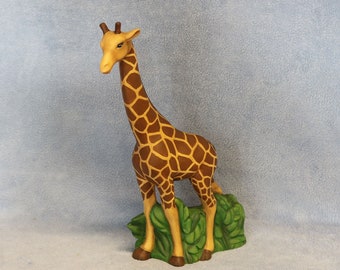 Ceramic Giraffe, Hand-Painted Giraffe, Peaceful Giraffe Ceramic, Ceramic Animal, Giraffe Lover’s Gift, Keepsake Giraffe Ceramic