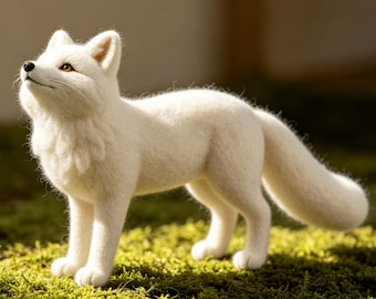 Lindo juguete de fieltro de zorro blanco, suave fieltro de zorro ártico, muñeco de peluche de animal del bosque, decoración de habitación de bosque, regalo kawaii para guardería