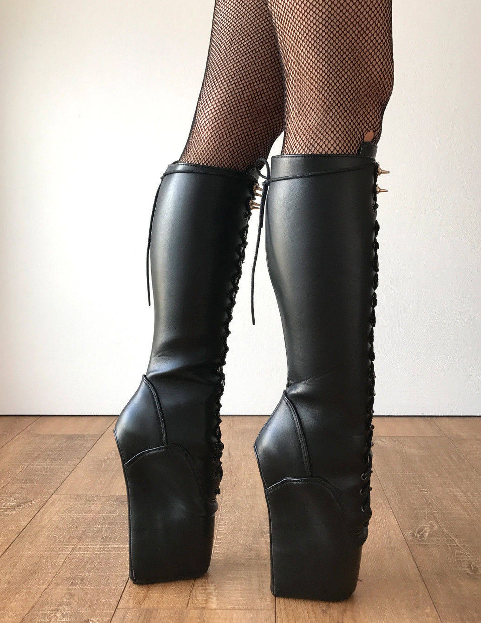 rtbu ballet wedge knee hi saturn spike stud speed hook matte black