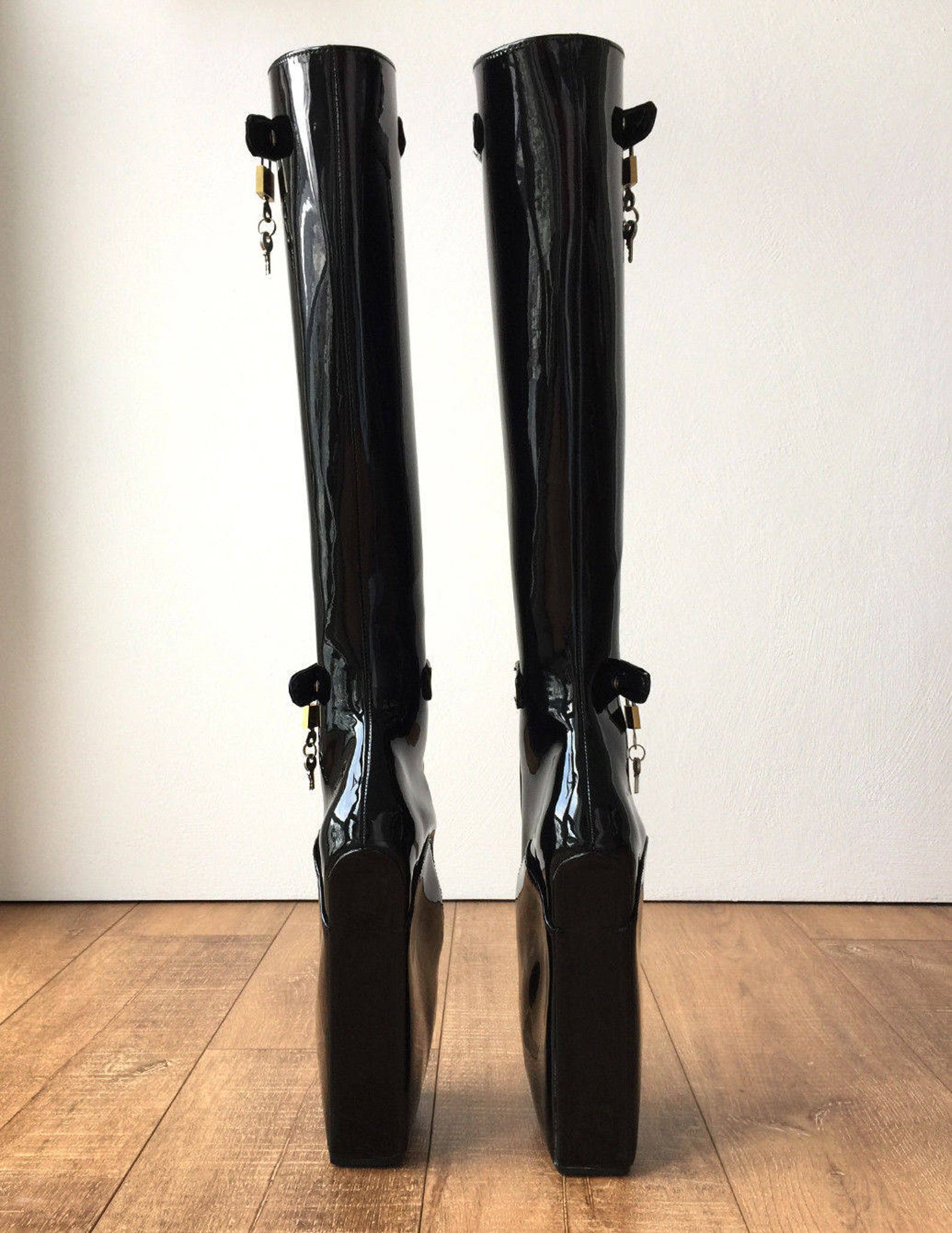 rtbu 6 keys locking zip beginner ballet wedge boot fetish dominatrix black