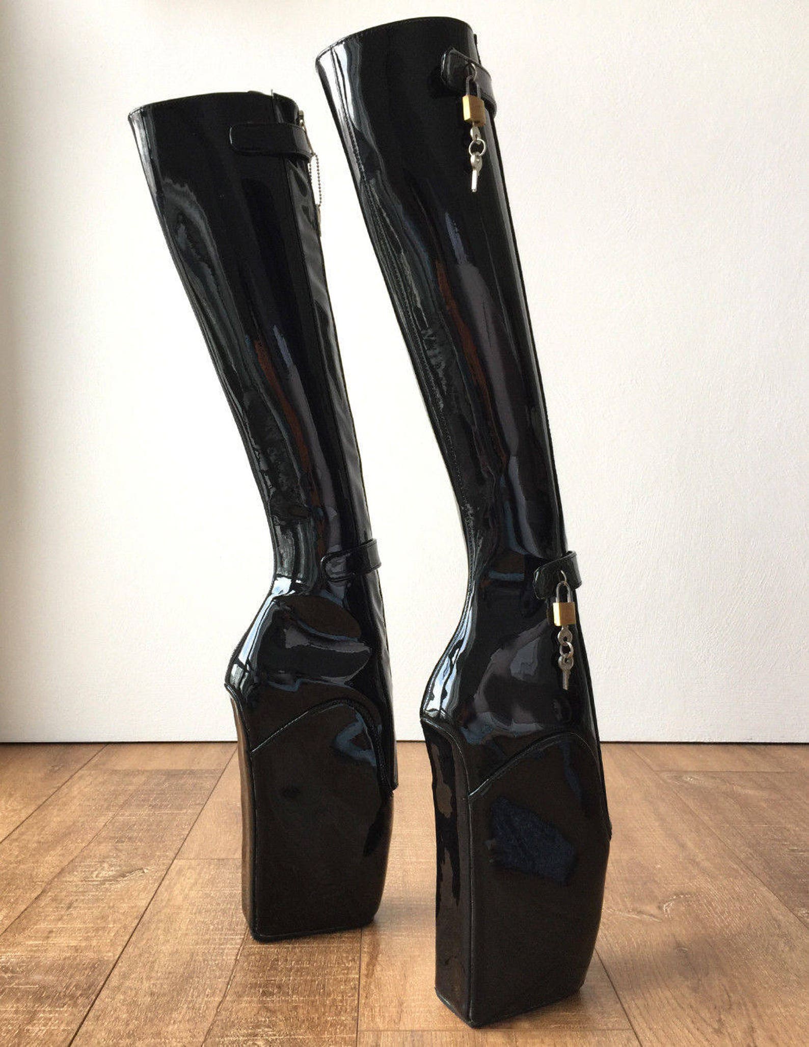 rtbu 6 keys locking zip beginner ballet wedge boot fetish dominatrix black