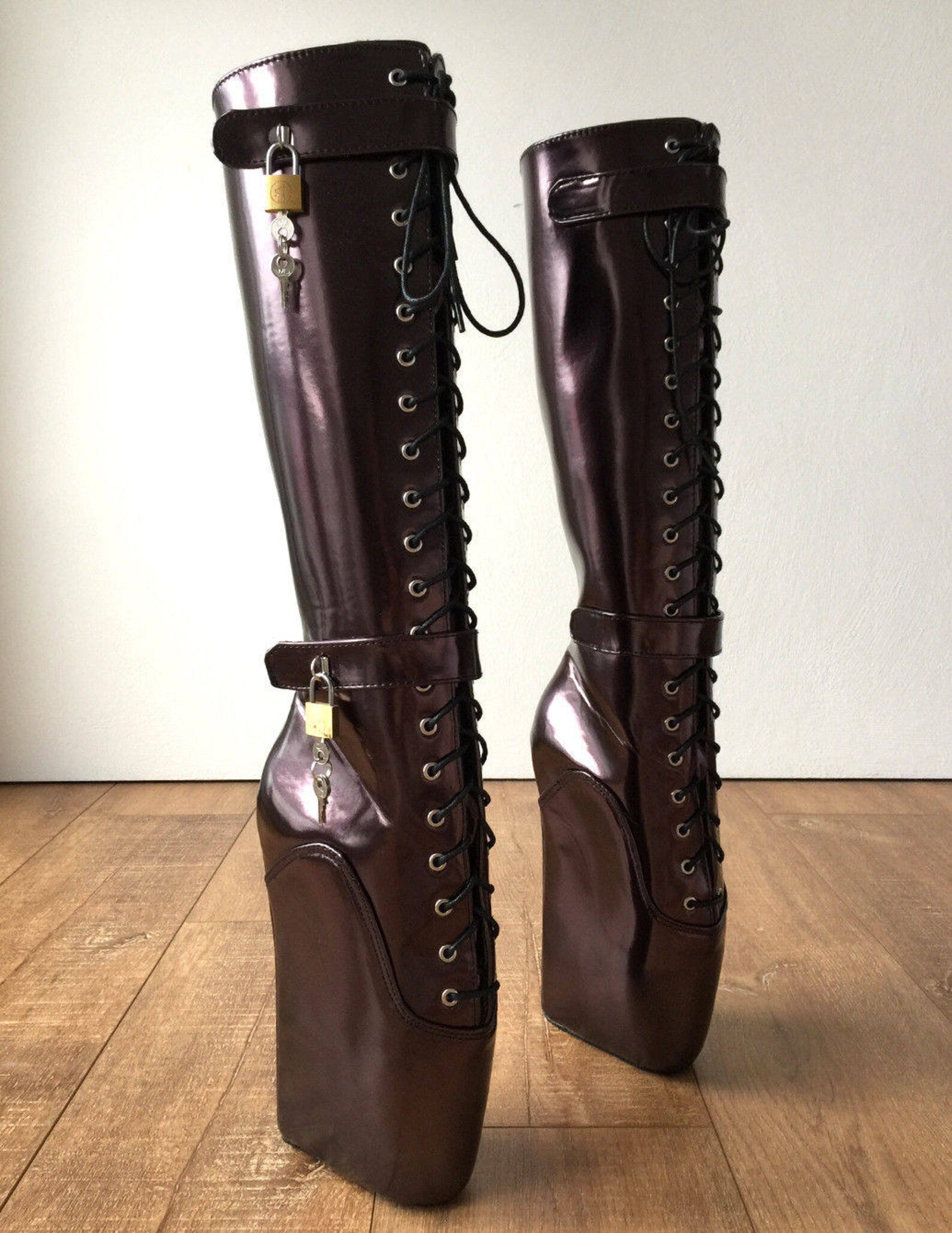 beginner quan hoof heelless fetish pinup ballet lockable wedge boot eggplant