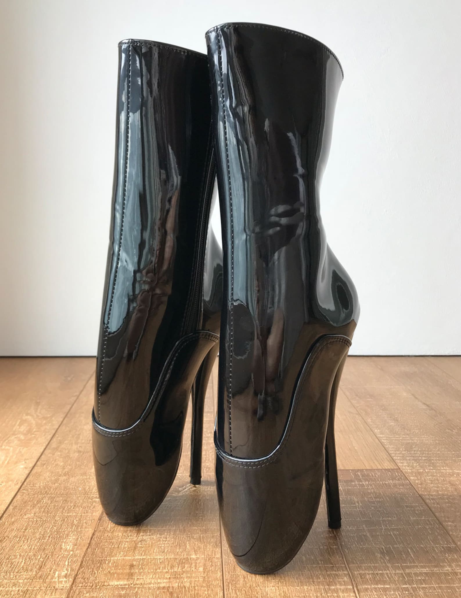 rtbu jean 18cm fetish goth punk slave punk ballet boots patent black rtbu jean 18cm fetish goth punk slave punk ballet boots patent black