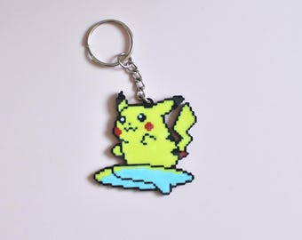 Chaveiro Pika Surfista - Pingente Gamer em Pixel Art 3D