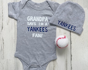 Baby Gift Set Grandpa Says I'm a Yankees Fan Baby Bodysuit, Hat