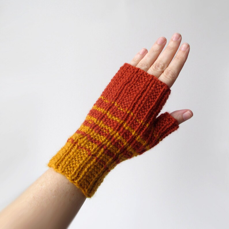 Download Knit Fingerless Gloves Pattern // Two-Color Fingerless Gloves | Etsy