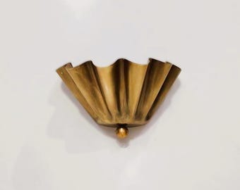 Half Flower Brass Wall Sconce – Handmade Floral-Inspired Wall Light for Bedroom, Hallway, or Patio