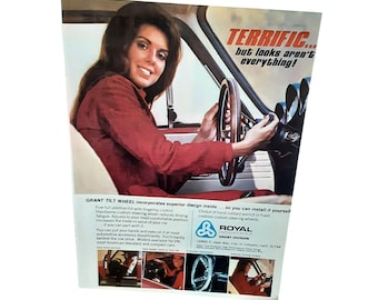 Anuncio impreso vintage de Grant Tilt Wheel de 1972 con mujer sexy en el interior del coche.
