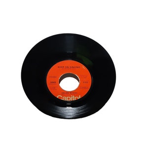 Helen Reddy Keep On Singing 45 Record Capitol 3845 1974
