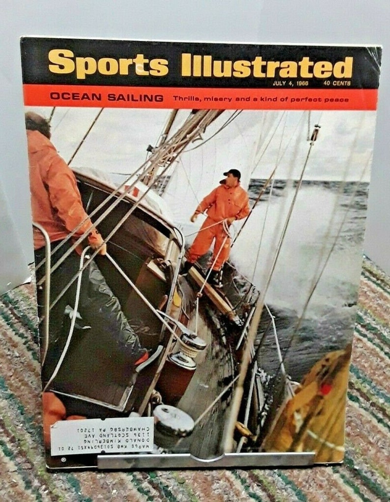 Sports Illustrated July 4 1966 Ocean Sailing Warren Spahn Mexico City Tigers Jim Ryun Indians Hoosiers Buckpasser vintage magazine image 1