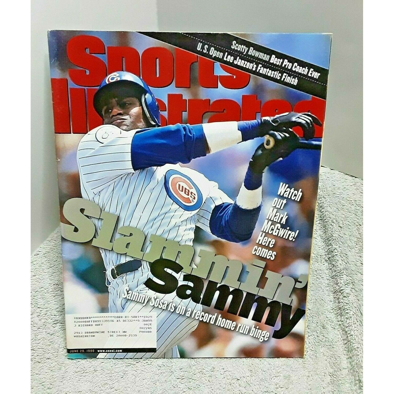 Mark Mcgwire And Sammy Sosa The Great Home Run Race Sports Illustrated  Cover by Sports Illustrated