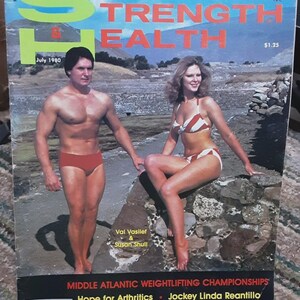 Ayol yigitni sorib oladi