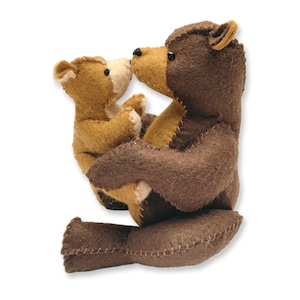 Bears Sewing Kit, Felt Bear Craft Kit, Brown Bear, Bear Cub, Bear Ornament, Bear Pattern, Bear Kit, Beginner Sewing Kit, &#39;Bears&#39; Heidi Boyd