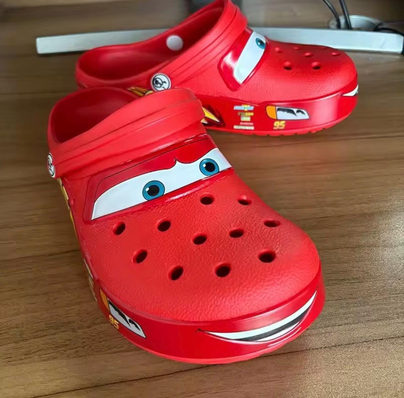 Lightning Mcqueen Crocs Adult