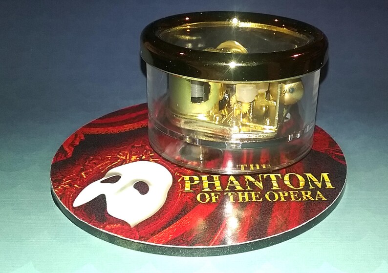 how to make your own phantom of the opera mask how to make your own phantom of the opera mask
