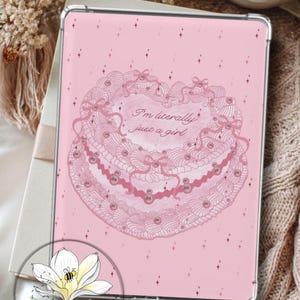 Roze afdrukbare Kindle-inzetstuk | Coquette Heart Cake (digitale download)