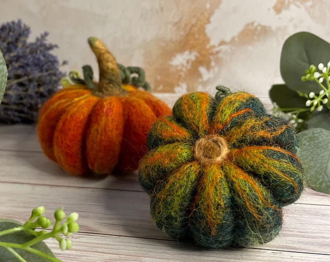 Felted Pumpkin Set, Needle Felted Wool Pumpkins, Fall Home Decor, Autumn Table Decor, Handmade Pumpkin Centerpiece