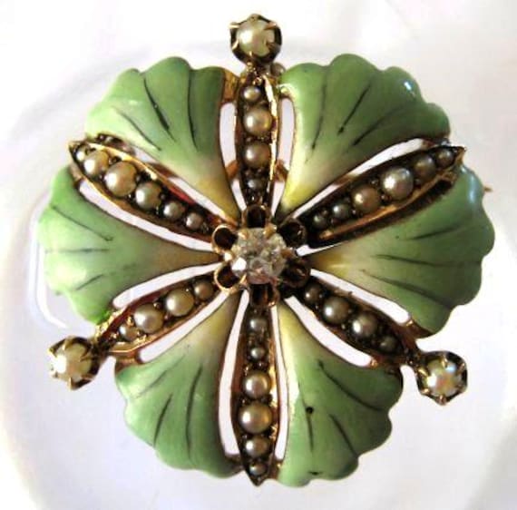 Diamond Enamel Ginkgo Leaf Pendant/Brooch