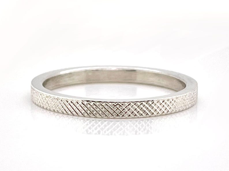950 Platinum Ruthenium Wedding Ring, 2mm Florentine Engraved Band image 1