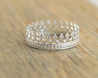 Sterling Silver Crown Ring: Princess Tiara Band