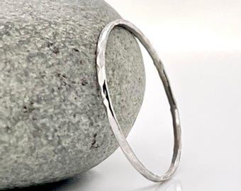 Hammered 950 Platinum Stacking Ring: Thin Solid Band