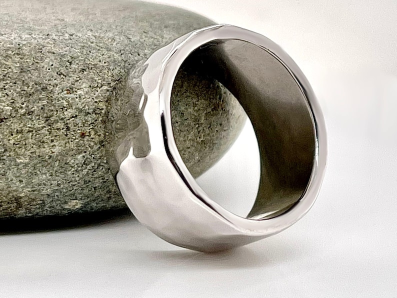 Heavy 8mm Platinum Ruthenium Hammered Wedding Band, Solid 950 Platinum, Free Engraving image 2