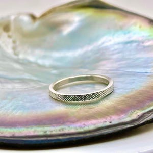 950 Platinum Ruthenium Wedding Ring, 2mm Florentine Engraved Band image 3